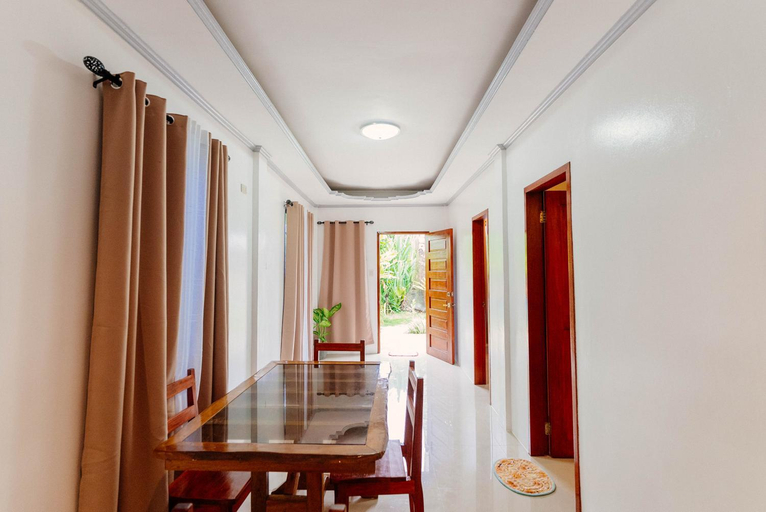 Others 3, Kawayan Hostel, General Luna