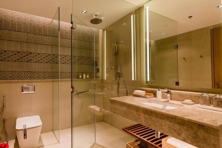 Bathroom 5, Modala Beach Resort, Panglao