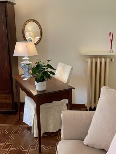 Others 2, Relais Dei Mandorli suite centro, Bergamo