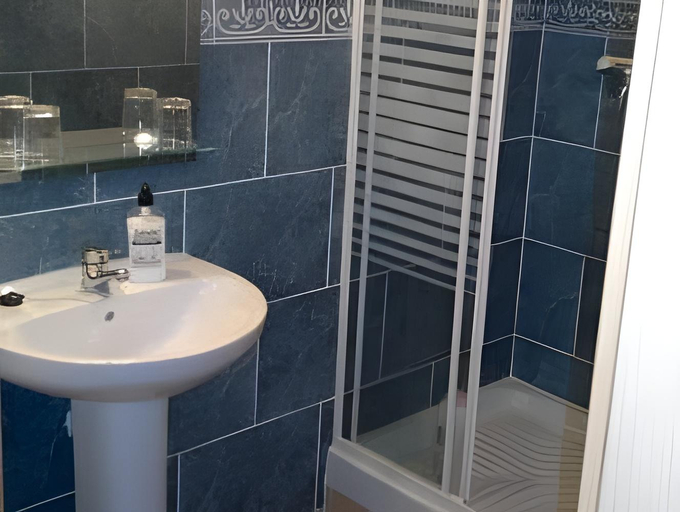 Bathroom 2, Hostal RR Feria by Beleret, Valencia