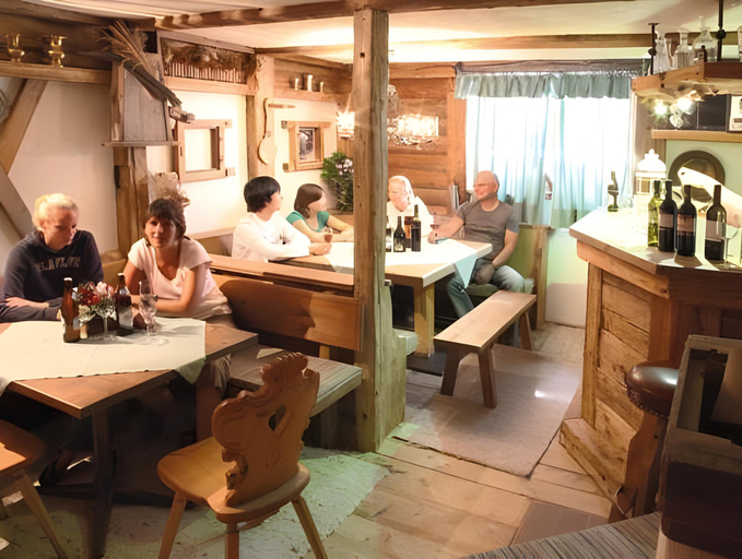 Food & Drinks 4, Apart Sunnhausl, Imst
