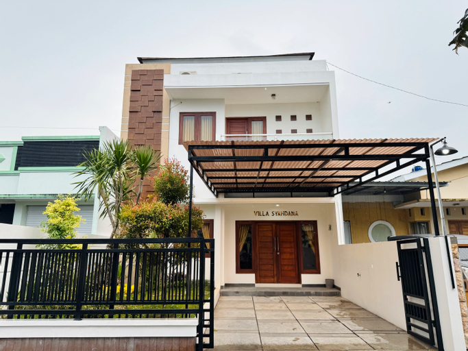 Villa Syahdana-Strategic Stay Near Tugu & Malioboro, Sleman