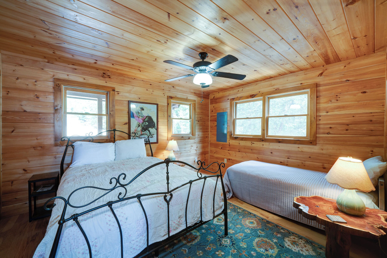 Bedroom 2, Mountain Haven in the Woods, Fannin