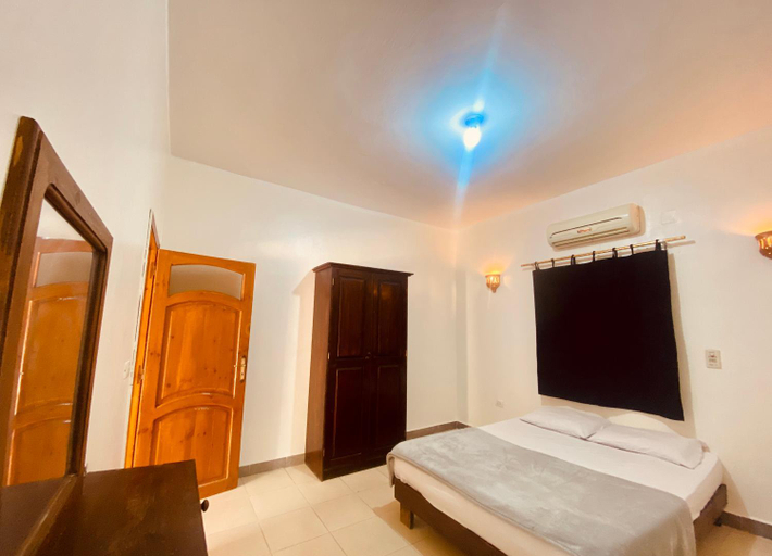 Others 4, Saleh house, Sant Katrin