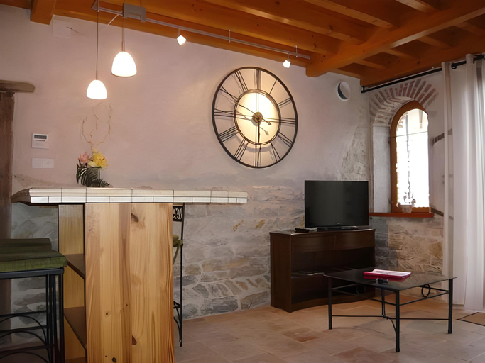 Others 4, Chambres d'Hotes Grange Carree, Ain