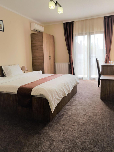 Bedroom 3, Villa Lotus, Deva