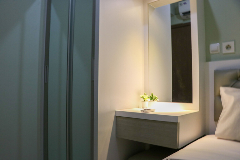 Bedroom 2, Spacious and Good 2BR at Podomoro Golf View Apartment, Bogor