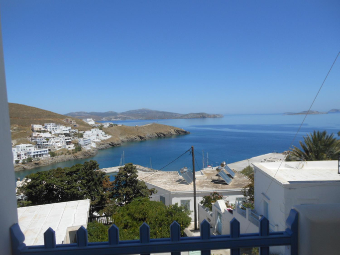 Others 5, Gyrouli Studios, South Aegean