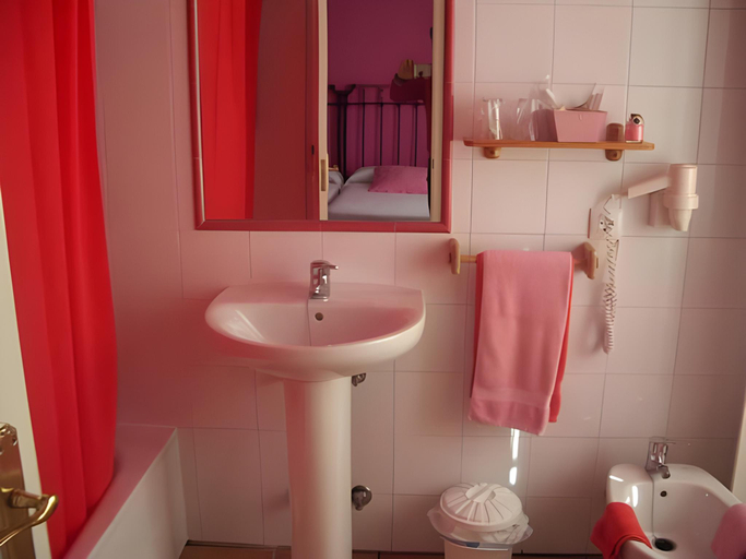 Bathroom 4, H Casona Selgas de Cudillero, Asturias