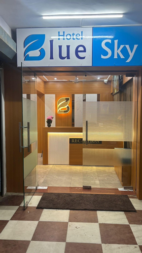 HOTEL BLUE SKY, Ahmadabad