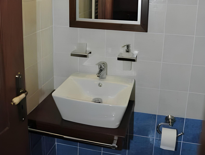 Bathroom 4, Guesthouse Kastania Korakis, Peloponnese