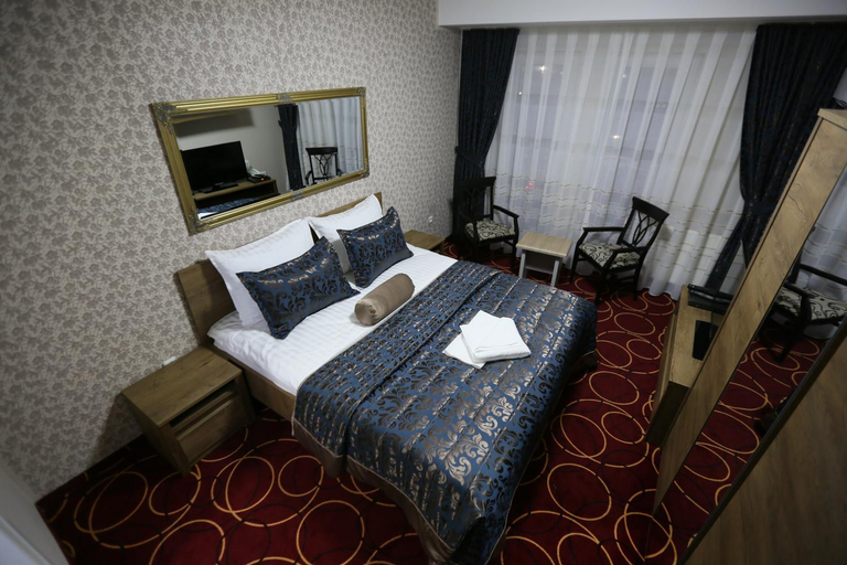 Bedroom 2, Hotel Pejton, Priština