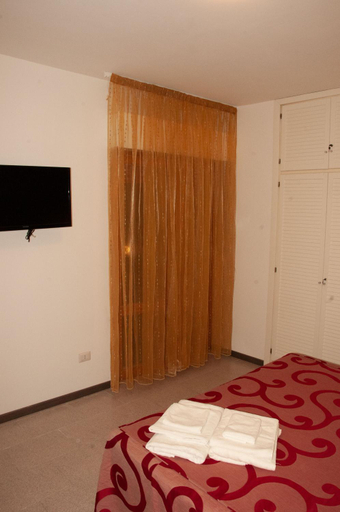 Others 5, Fly bed and breakfast, Teramo