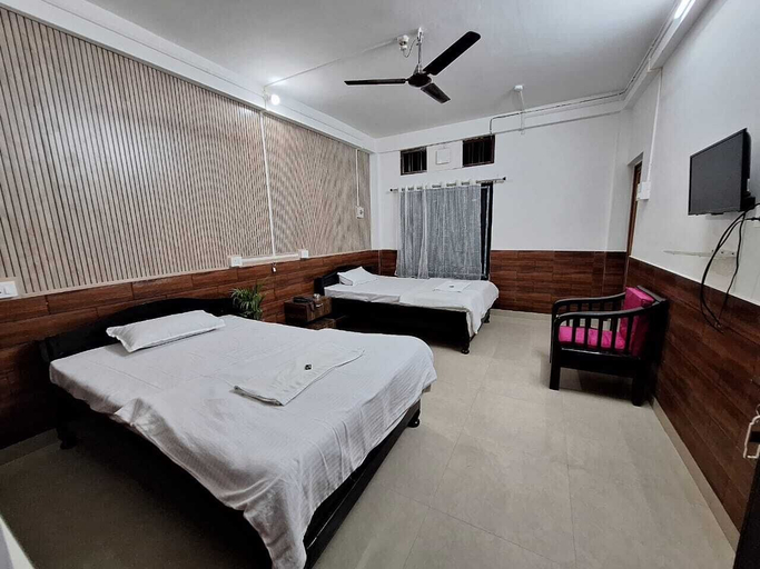 Others 4, Hotel High East, Papum Pare