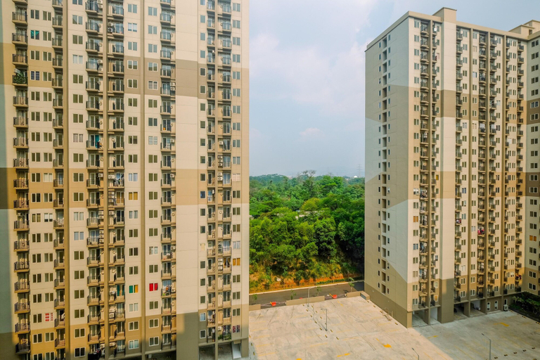 Exterior & Views, Cozy Modern Studio Podomoro Golf View Apartment, Bogor