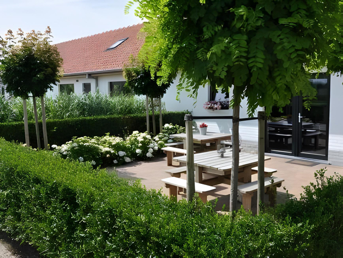 Others 3, B&B Knotwilgenhoeve, West-Vlaanderen