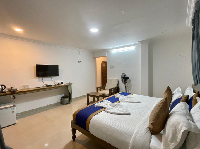 Bedroom 2, Nagas Hotel Satyavati, North Goa
