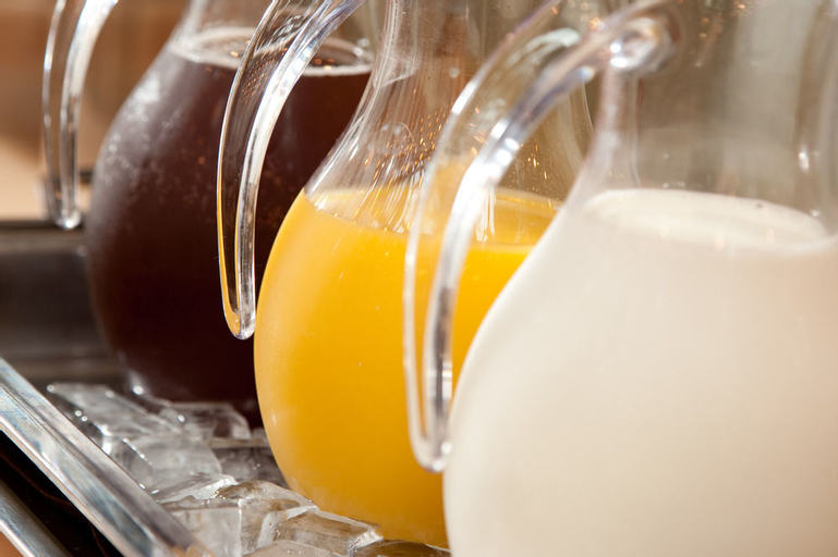 Food & Drinks 25