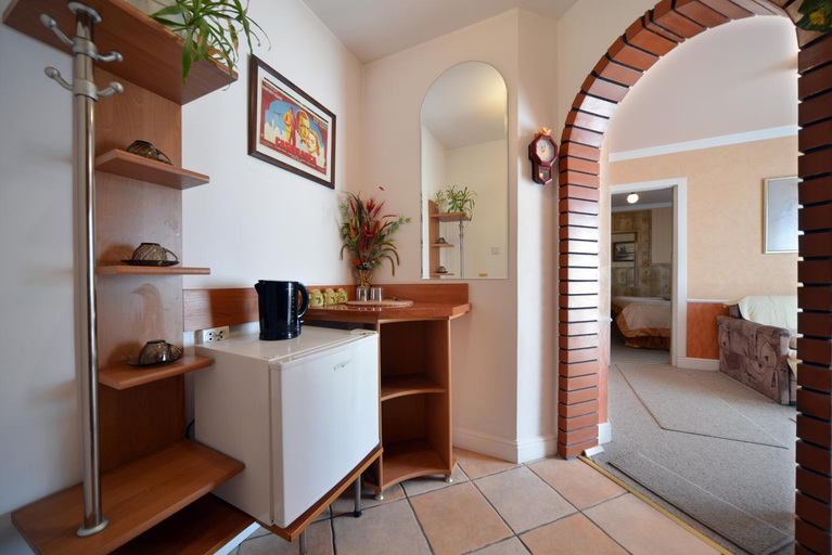 Others 4, Casablanca Pokoje i Apartamenty, Puławy