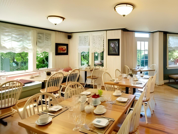 Food & Drinks 5, Abigail's Hotel - Adult's Only, Capital