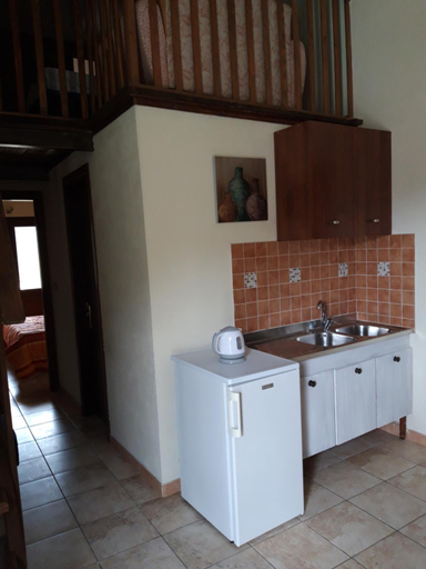 Others 5, Hotel Valle del Cedrino, Nuoro