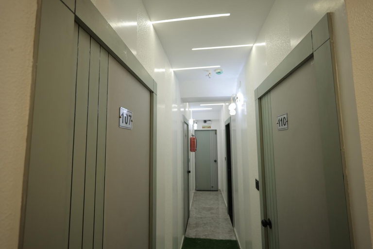 Others 4, HOTEL LA LUXURY, Surat