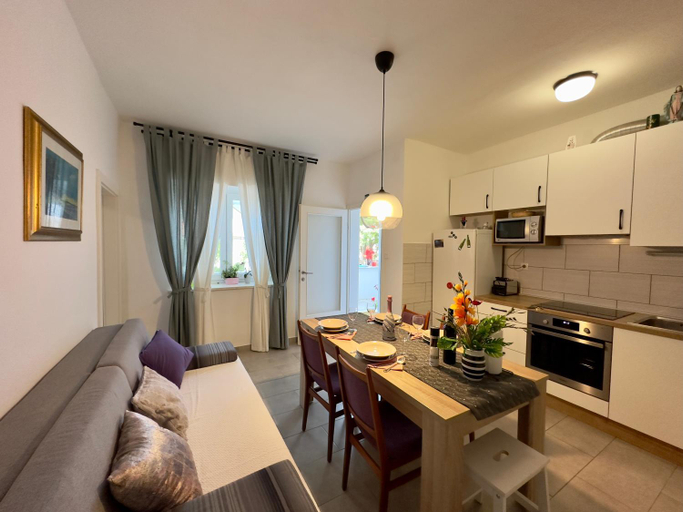 Others 4, Matek family & studio apartment Rovanjska, Jasenice