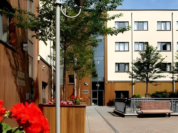Others 4, University Hall Apartments - UCC Summer Beds