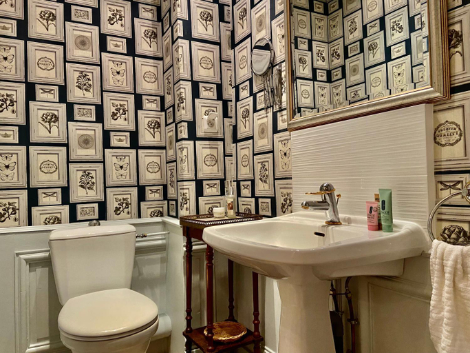 Bathroom 3, Chateau la Bainerie, Maine-et-Loire