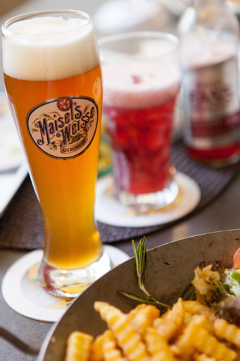 Food & Drinks