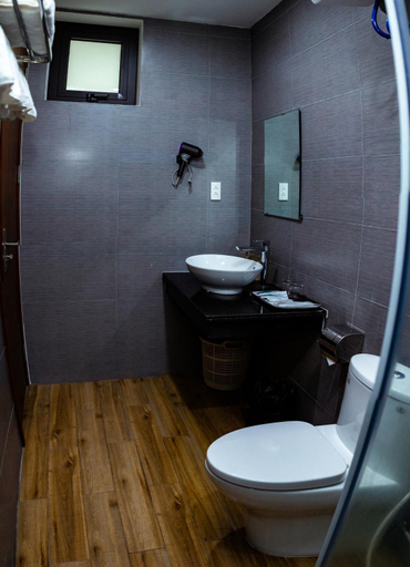 Bathroom 5, Big Hotel Lao Cai, Lào Cai