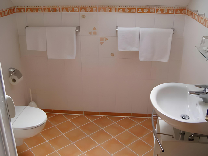 Bathroom 3, Hotel Kollerhof, Klatovy
