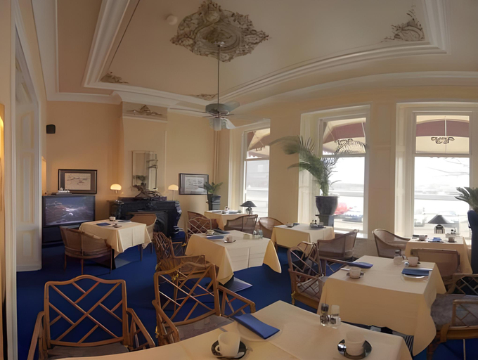 Food & Drinks 5, Budget Hotel Le Beau Rivage Middelburg, Middelburg