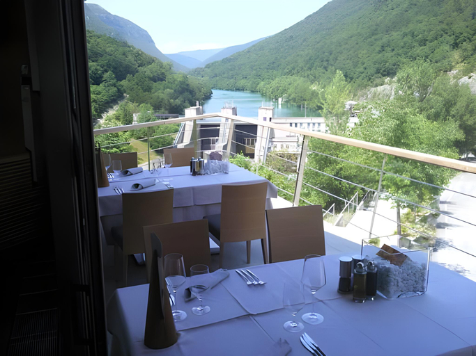 Food & Drinks 3, Primula Accommodation, Nova Gorica