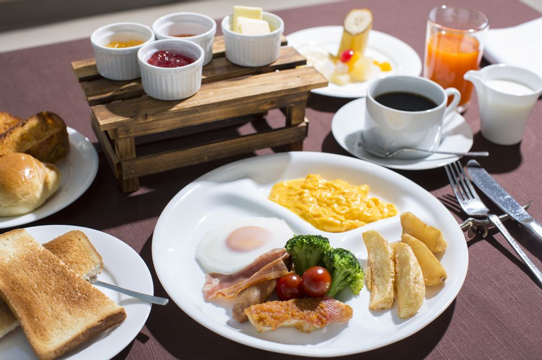 Food & Drinks 27