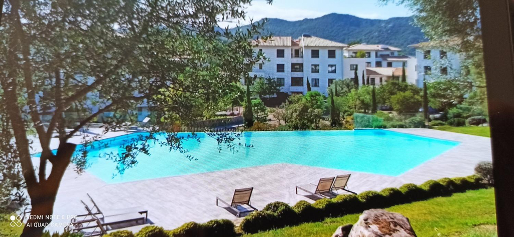 Swimming pool, ARCA C14, Corse-du-Sud