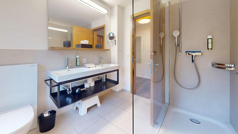 Bathroom 4, Reka-Ferienanlage Rougemont (Gstaad), Pays-d'Enhaut