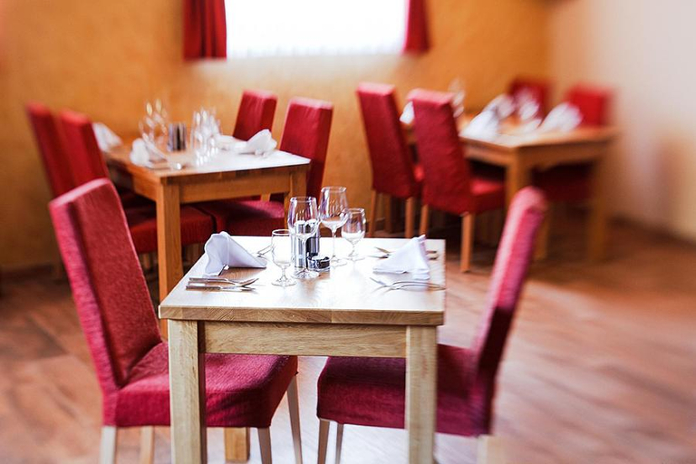 Food & Drinks, Cerna Louze, Mladá Boleslav