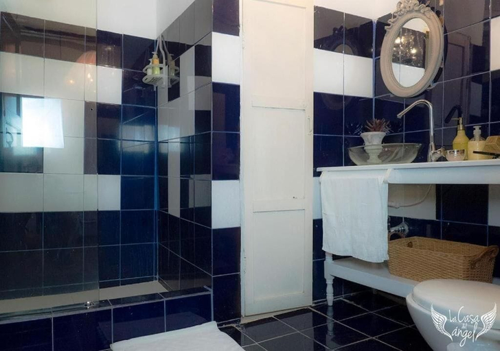 Bathroom 4, La Casona - Casa del Ángel, Villavieja