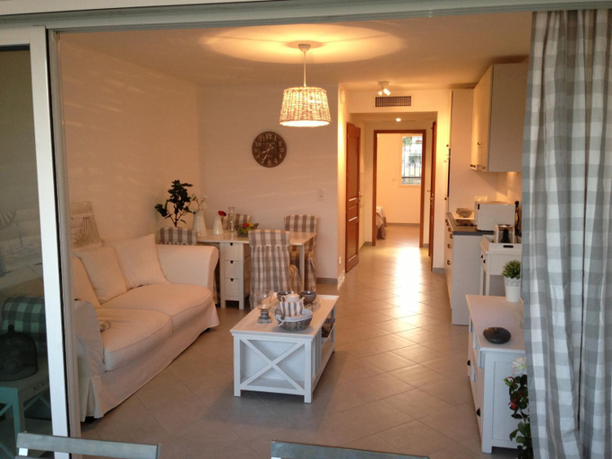 Others 3, Residence Nayah-Maria, Haute-Corse