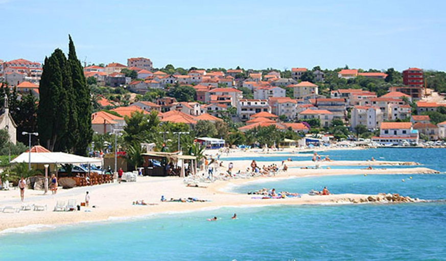Beach 2, Ljiljana Apartment, Okrug