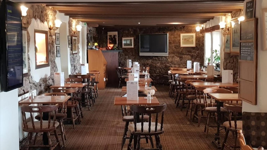 Food & Drinks 2, King's Head Inn, Swansea