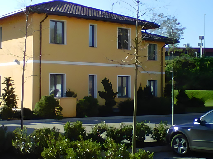 Exterior & Views 1, Residenza Del Parco, Pavia