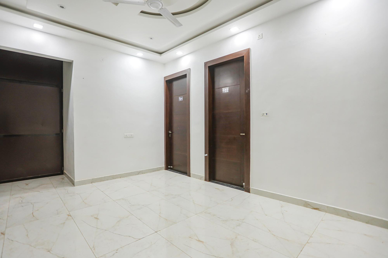 Public Area 2, FabHotel JP Villa, Varanasi