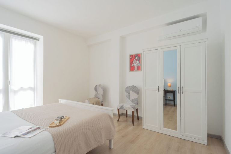 Bedroom 3, La Quiete With Private Garden by Rent all Como, Como