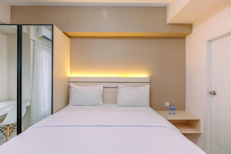 Comfort and Simply Studio Apartment at Podomoro Golf View By Travelio, Bogor