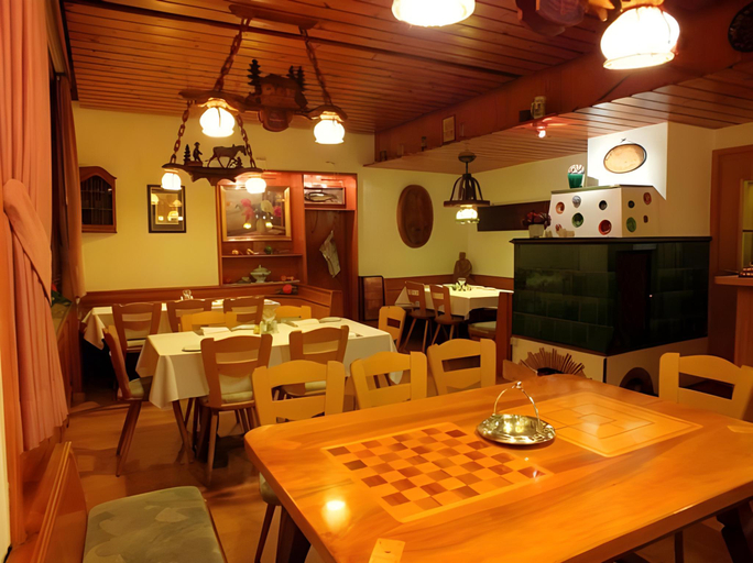 Food & Drinks 3, Hotel B&B Steinasage, Waldshut