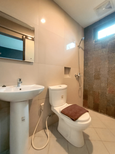 Bathroom 5, Lindswell Living, Balikpapan