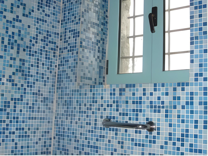 Bathroom 4, Salvia, Epirus