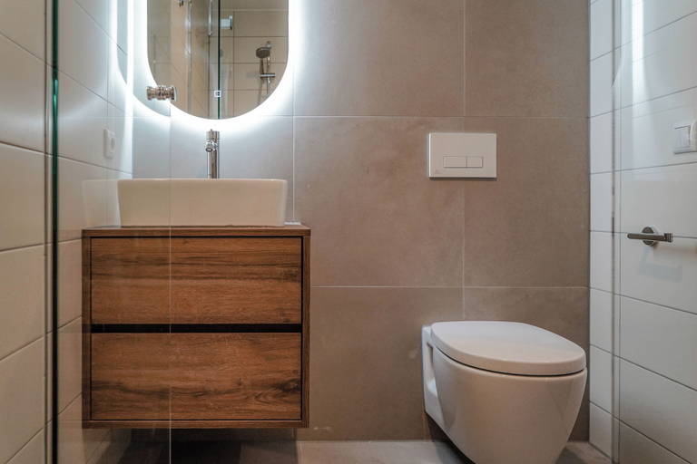 Bathroom 3, BizStay Walden, Den Haag
